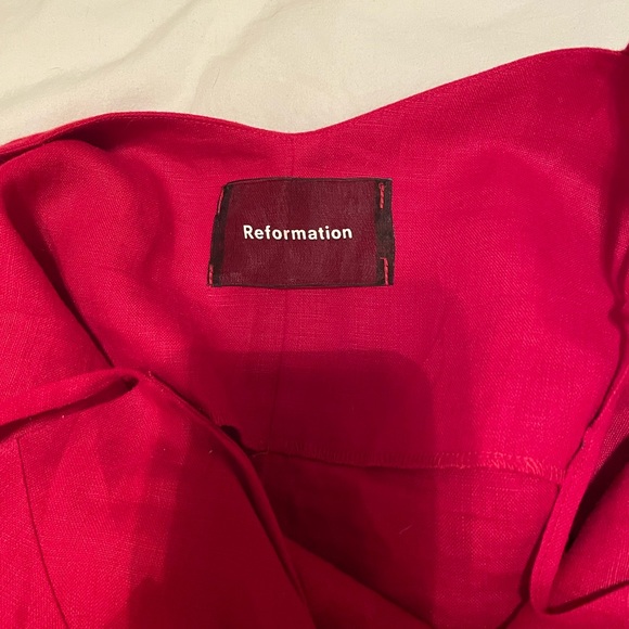 Reformation Strawberry Top - Picture 3 of 4
